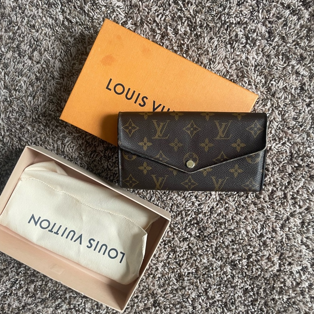 LV leather wallet